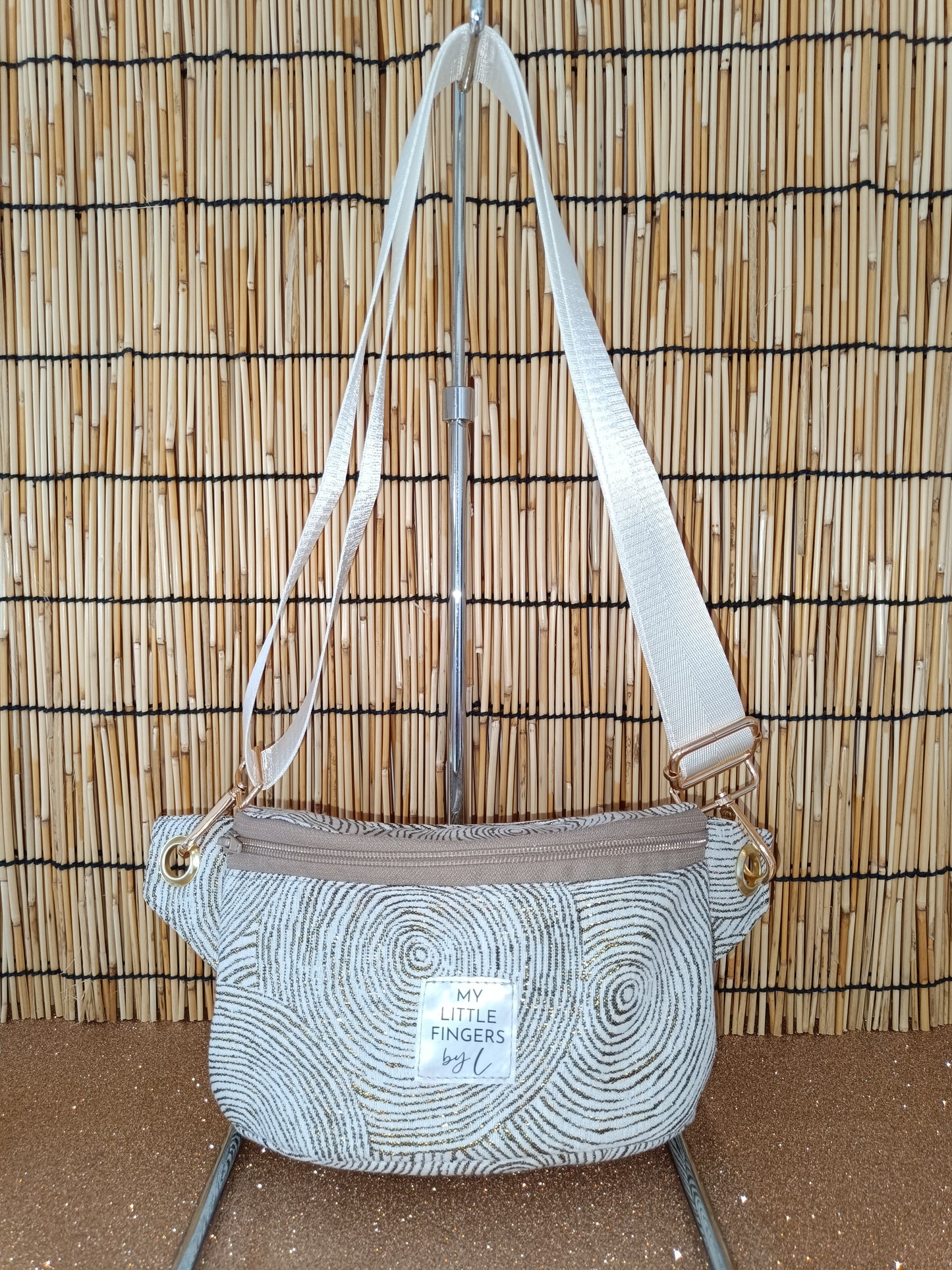 Sacoche banane motif cercle blanc