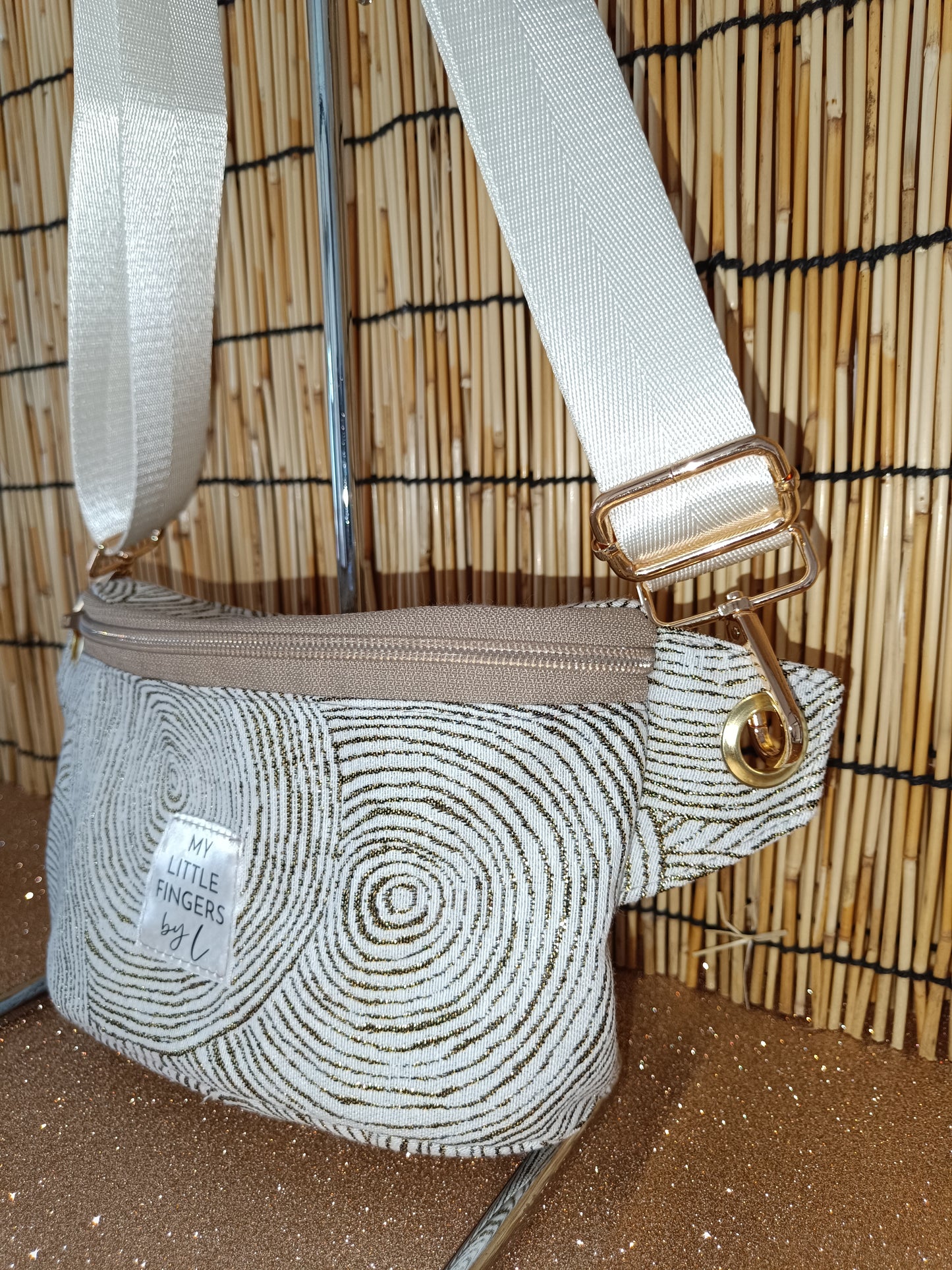 Sacoche banane motif cercle blanc