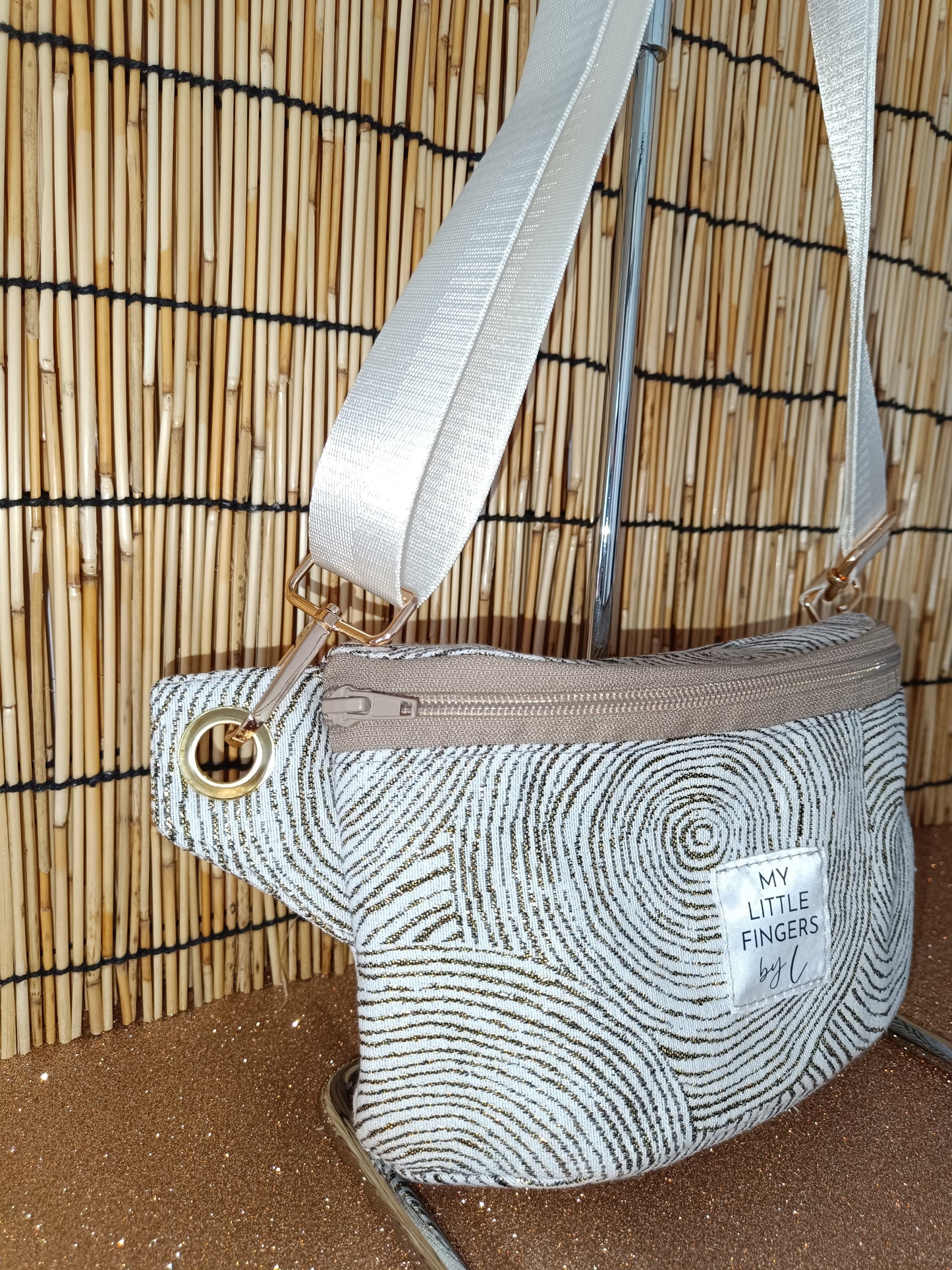 Sacoche banane motif cercle blanc