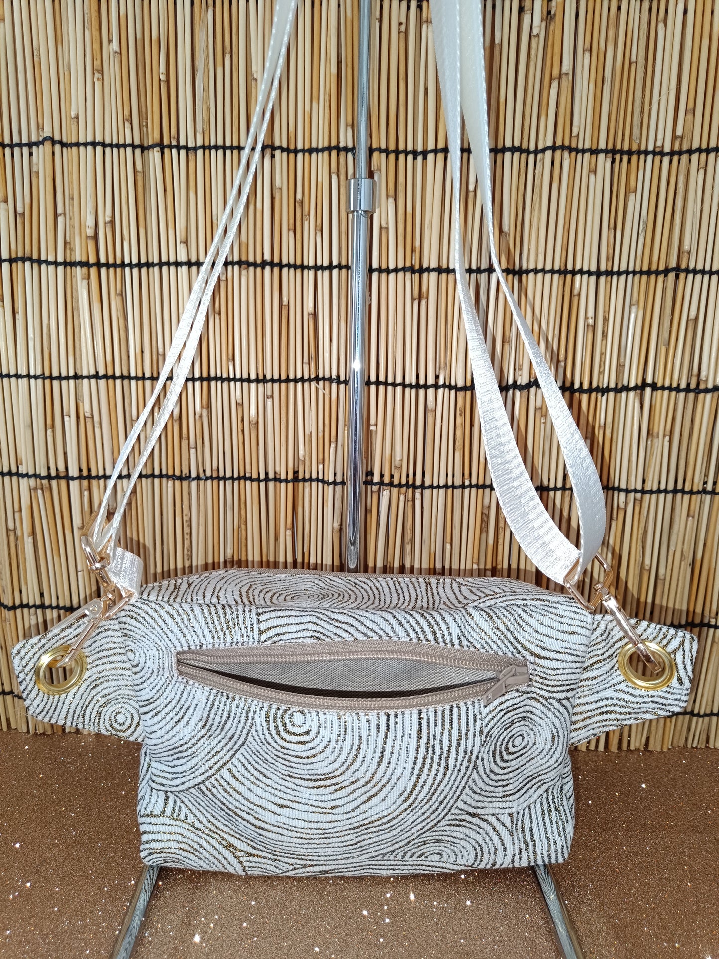 Sacoche banane motif cercle blanc