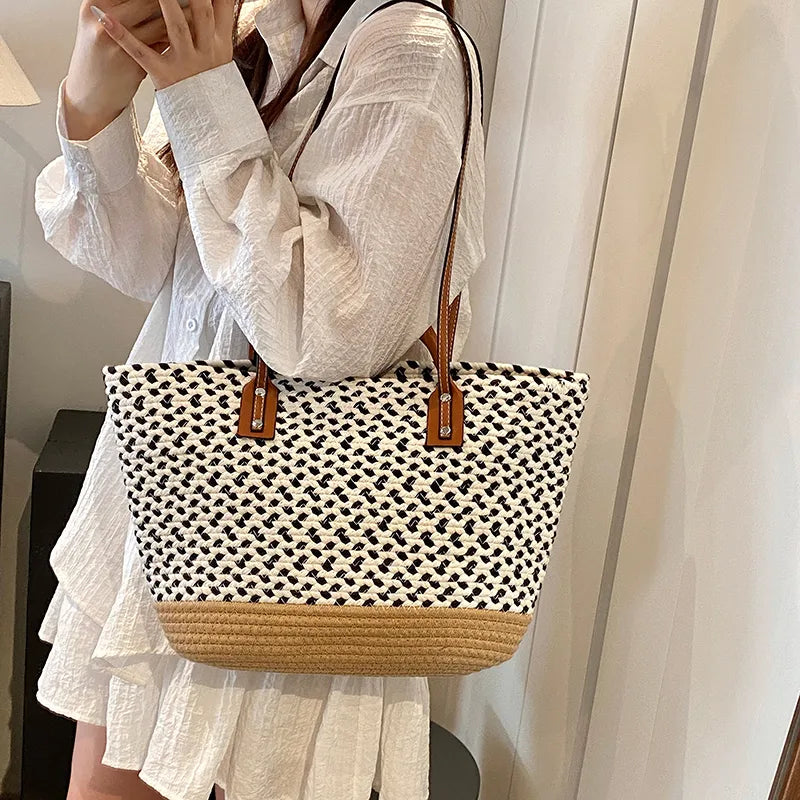 Sac Cabas Tressé Noir écru – Élégance Naturelle