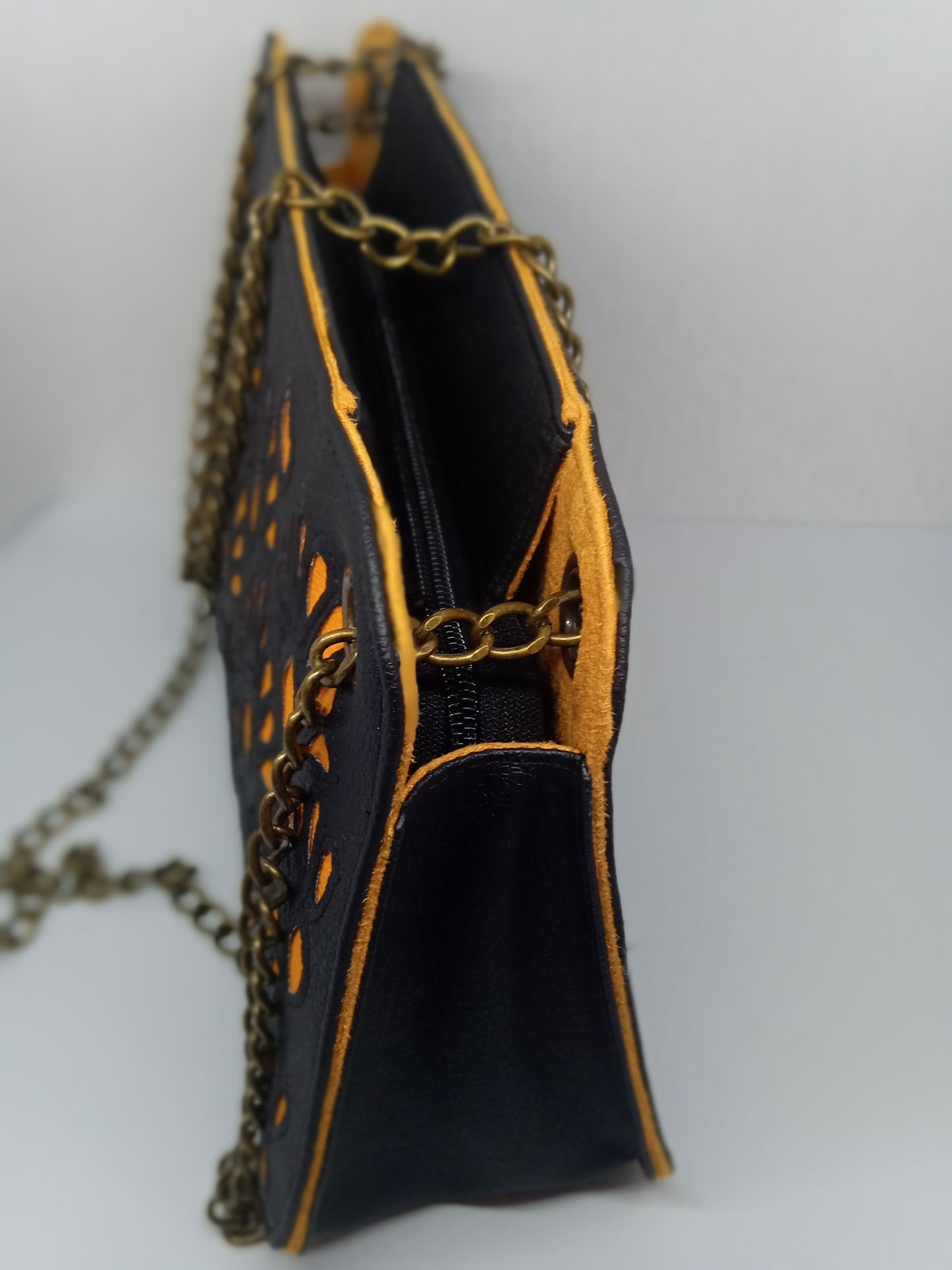 Sac à main Ajouré Noir et Jaune Safran