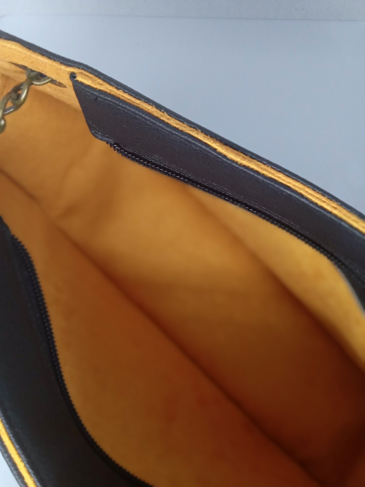 Sac à main Ajouré Noir et Jaune Safran