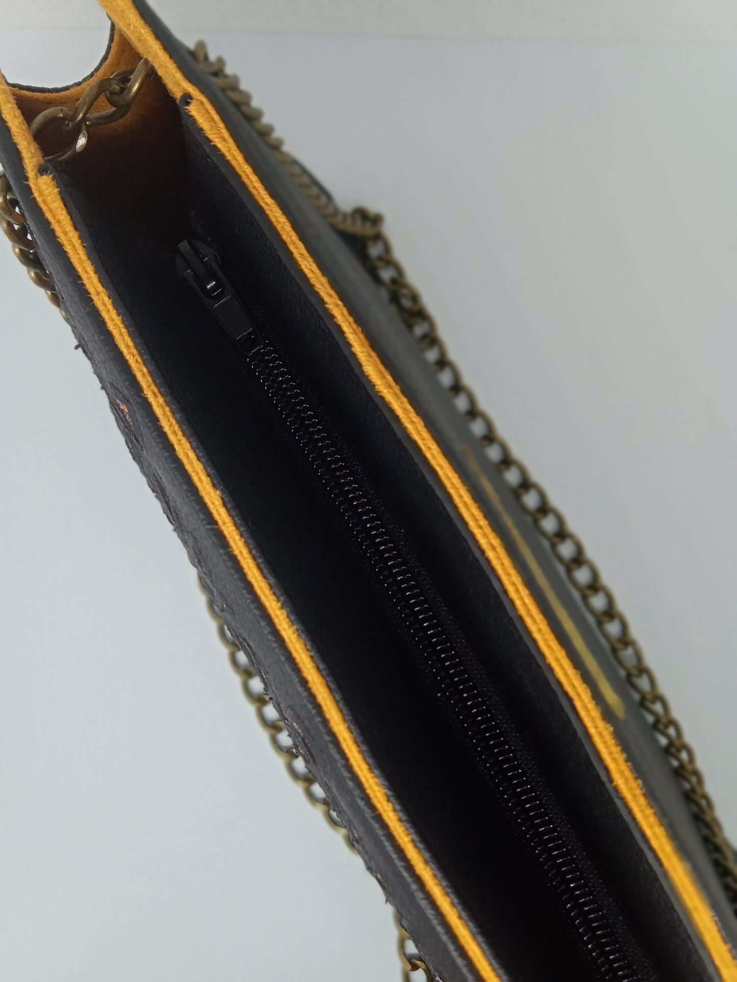 Sac à main Ajouré Noir et Jaune Safran
