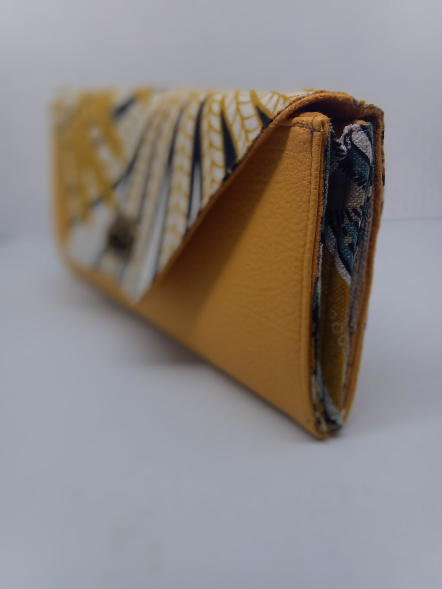 Portefeuille Compagnon jaune