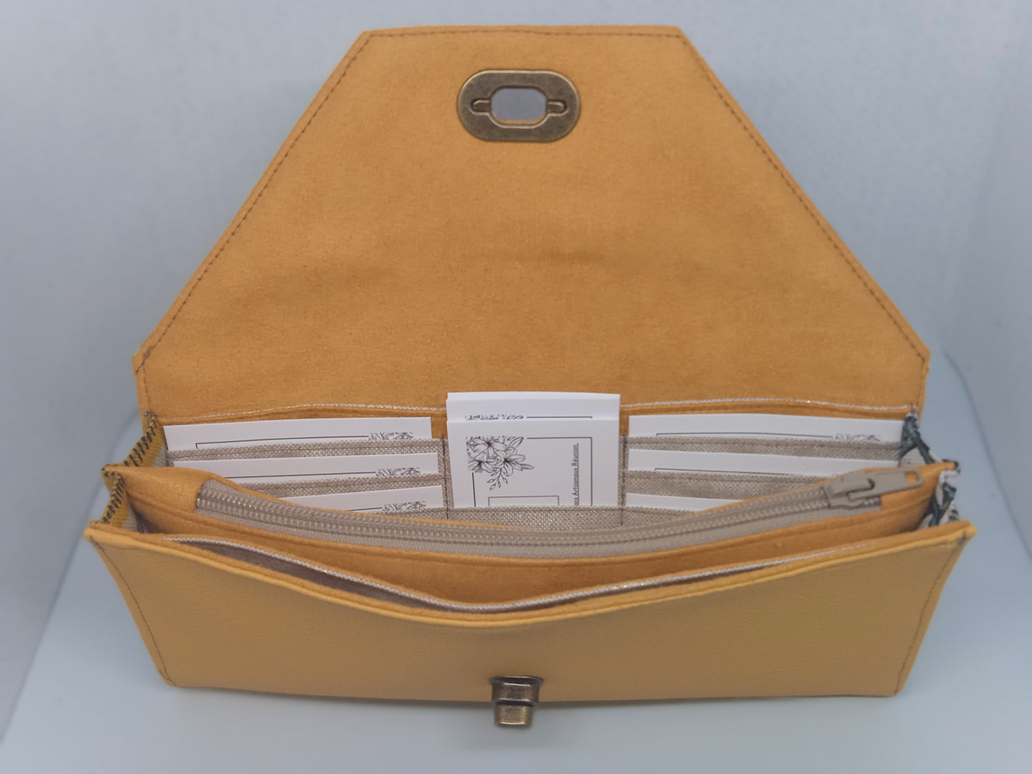 Portefeuille Compagnon jaune